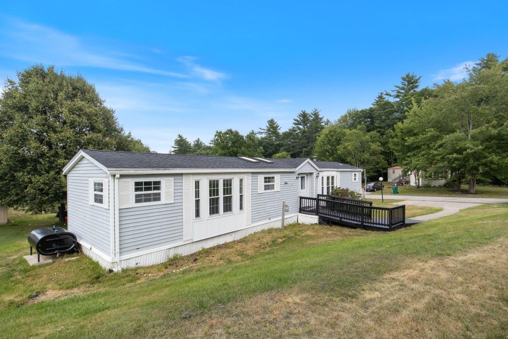 Photo of 128 Jamey Drive, Rochester, NH 03868 (MLS # 5102384)
