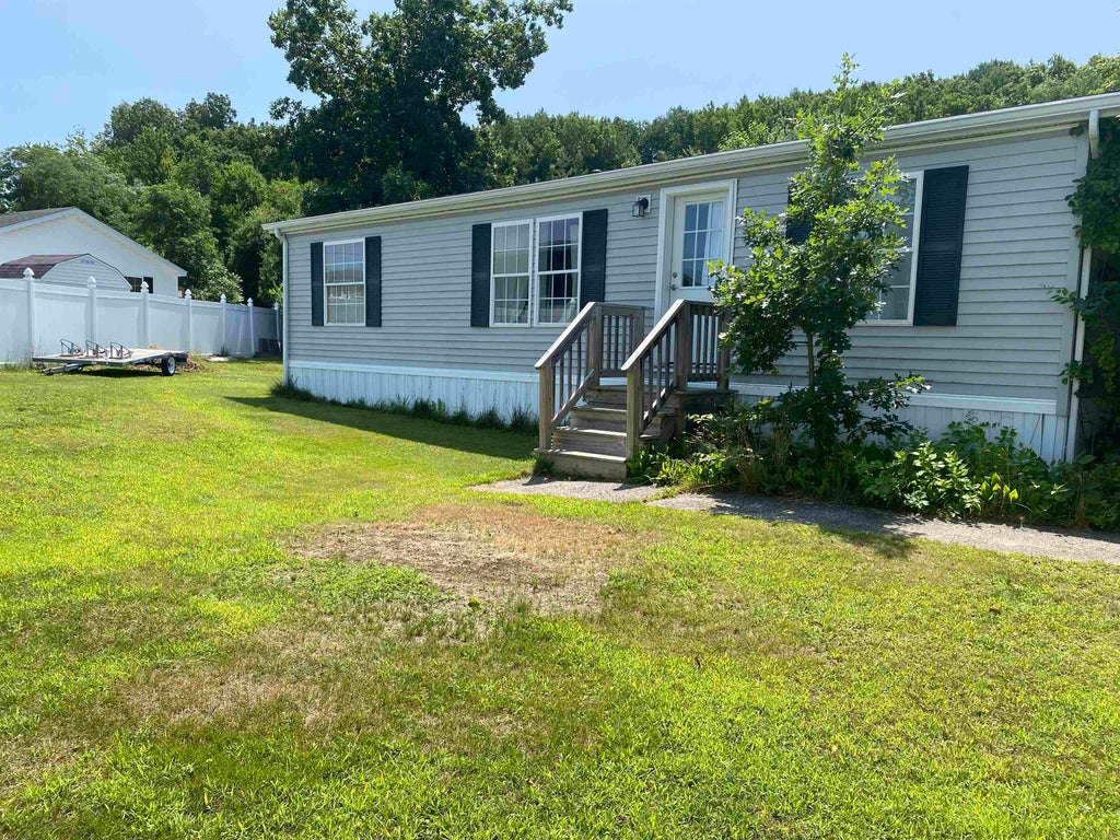 Photo of 53 CORAL Lane, Seabrook, NH 03874 (MLS # 5101587)