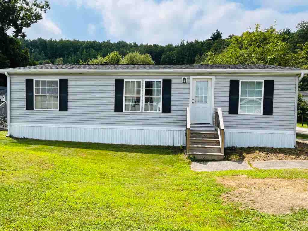 Photo of 53 CORAL Lane, Seabrook, NH 03874 (MLS # 5101587)