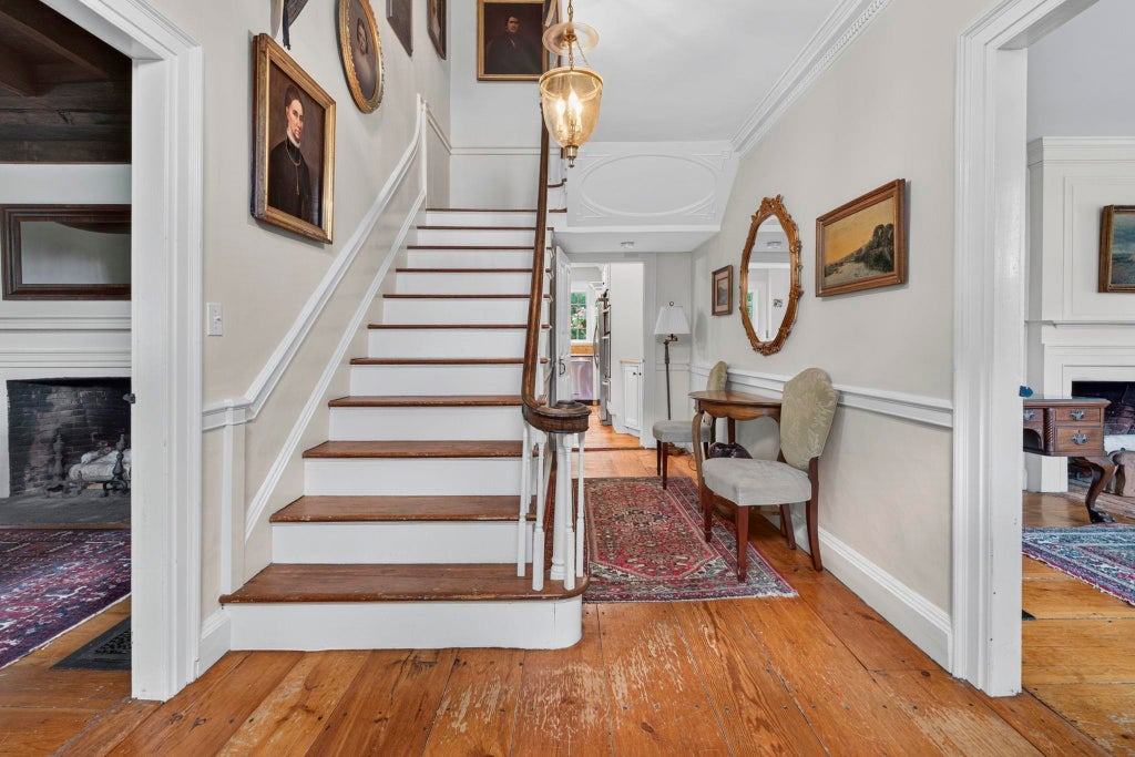 Photo of 27 Haverhill Road, Chester, NH 03036 (MLS # 5099955)