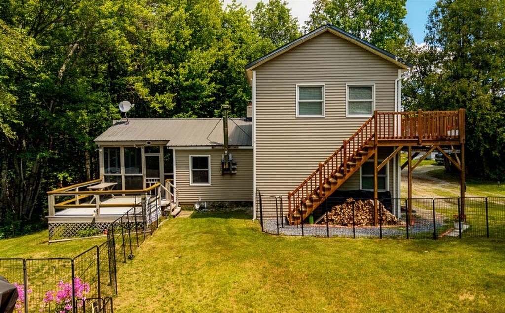 Photo of 378 Route 3 South, Carroll, NH 03598 (MLS # 5099659)