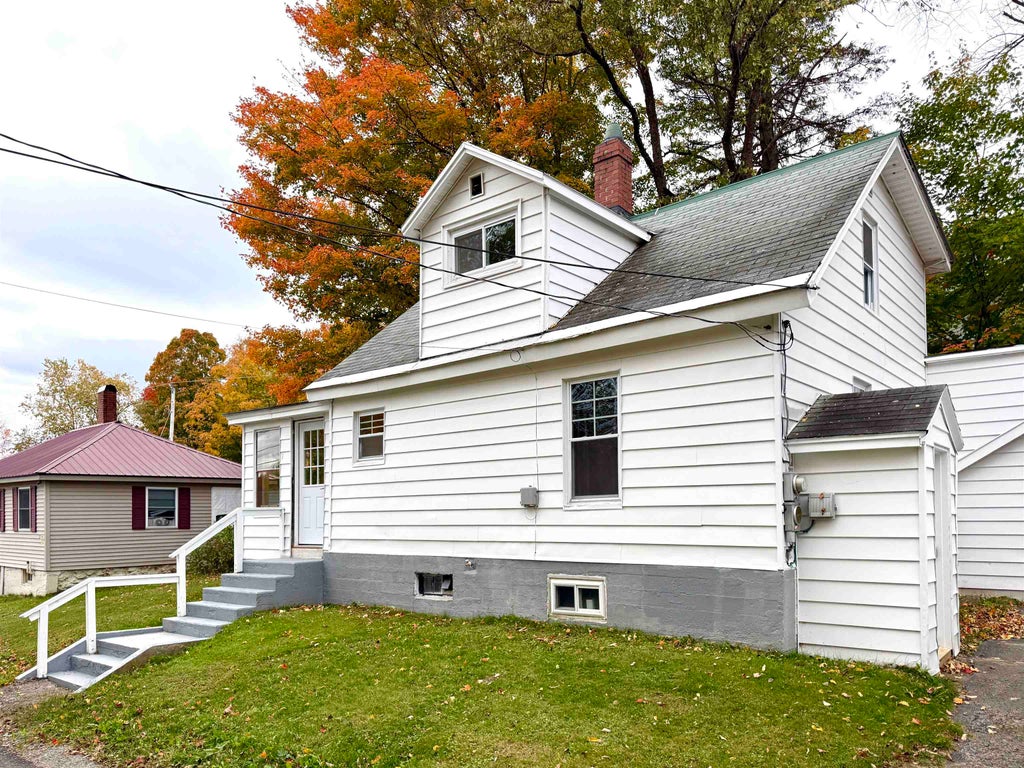 Photo of 7 Pinette Street, Northumberland, NH 03582 (MLS # 5112982)