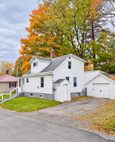 Photo of 7 Pinette Street, Northumberland, NH 03582 (MLS # 5112982)