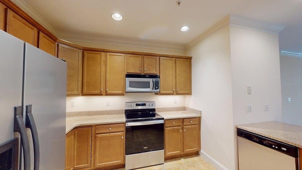 4 Henry David Drive 107