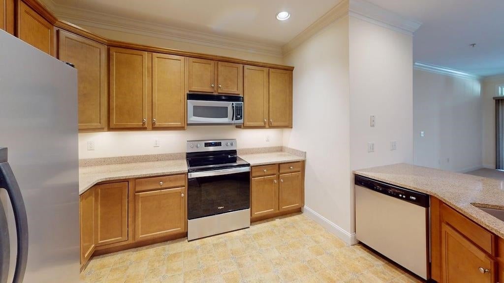 4 Henry David Drive 107