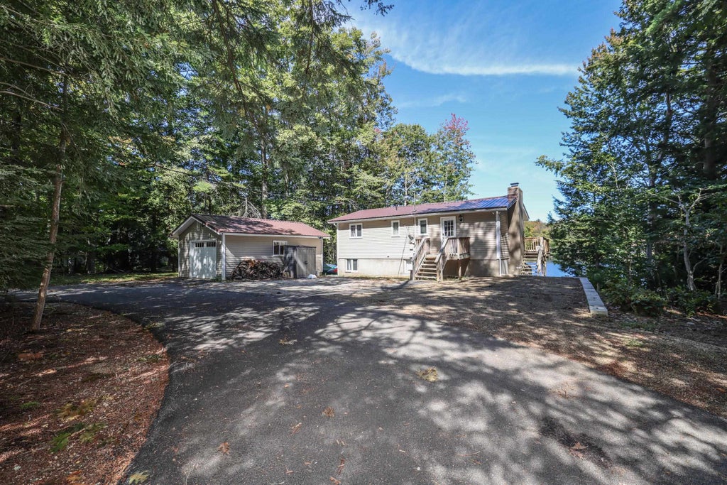 Photo of 172 Varney Road, Barnstead, NH 03225 (MLS # 5111548)