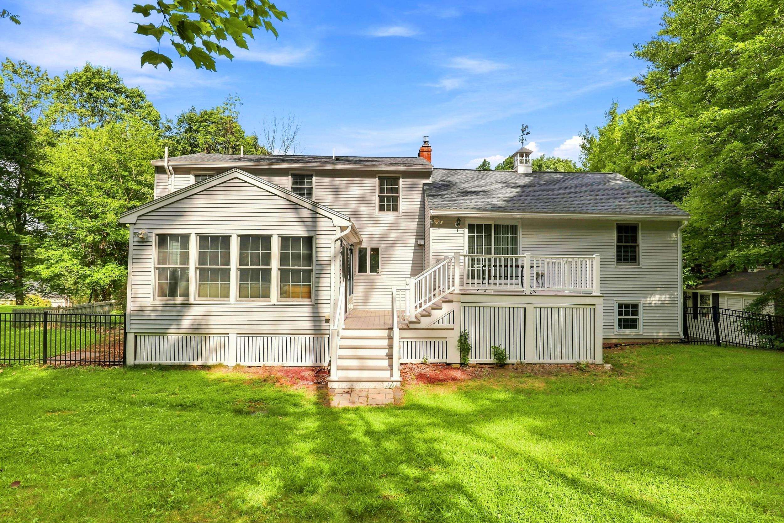 68 Frost Road