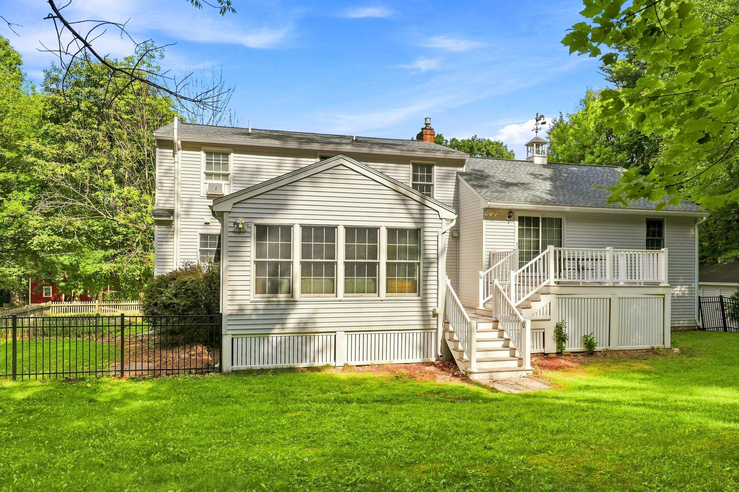 68 Frost Road
