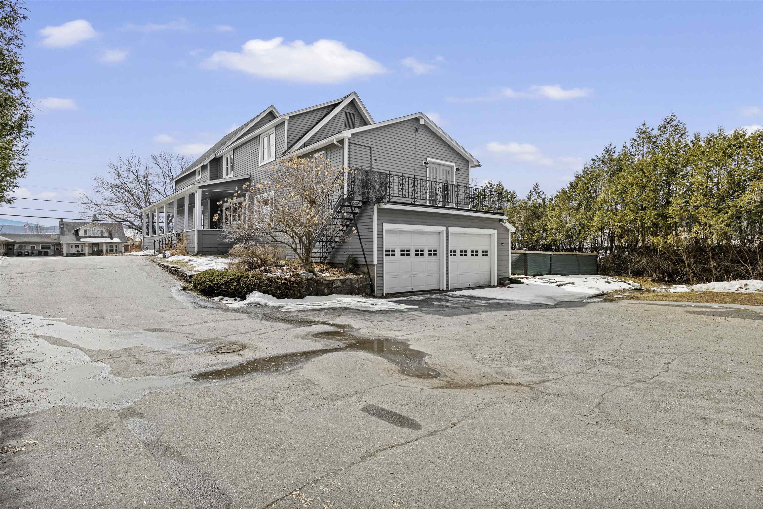 128 Gale Street