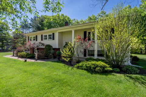 Photo of 1 Cindy Avenue, Salem, NH 03079 (MLS # 5091185)