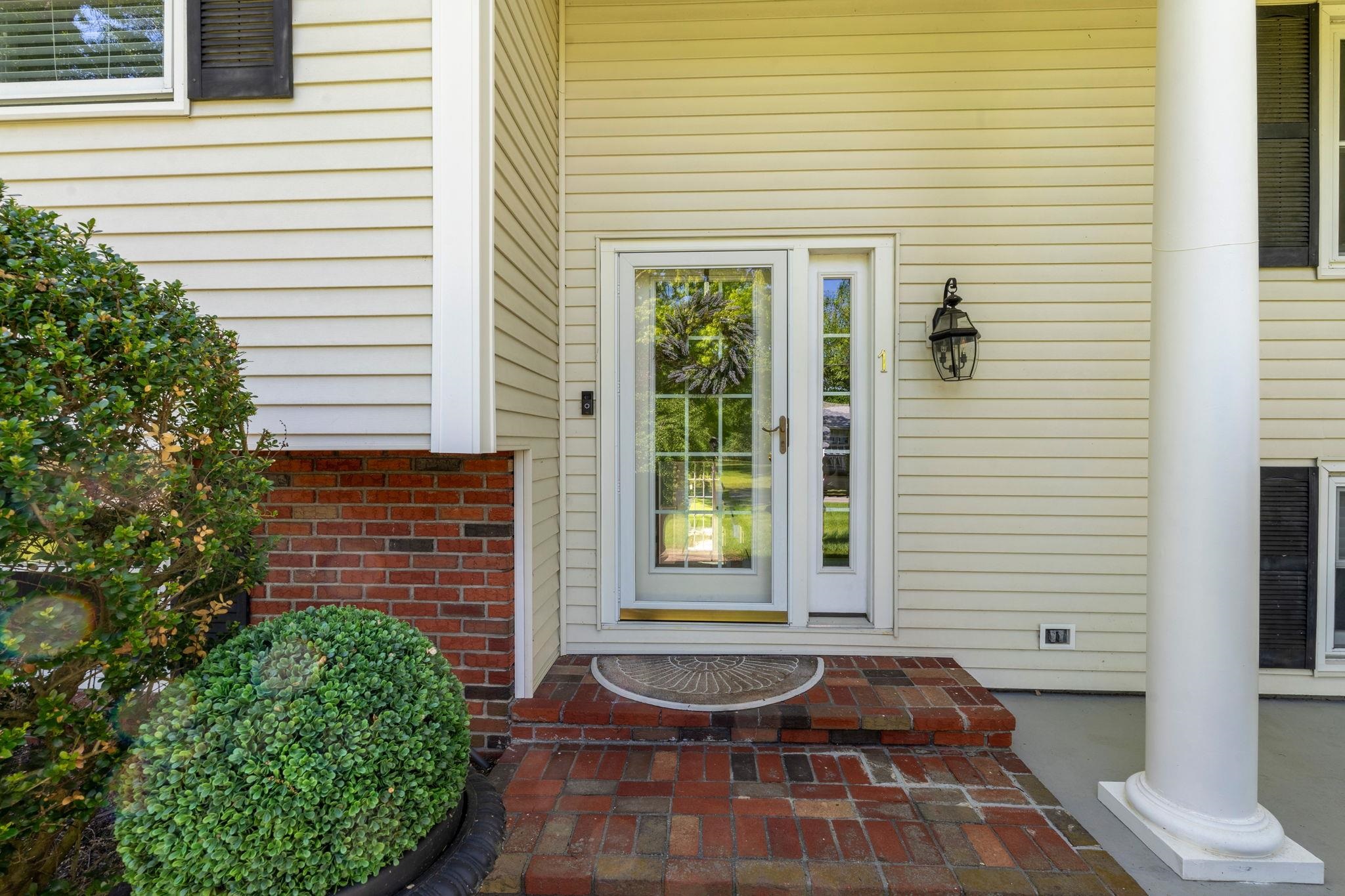 1 Cindy Avenue