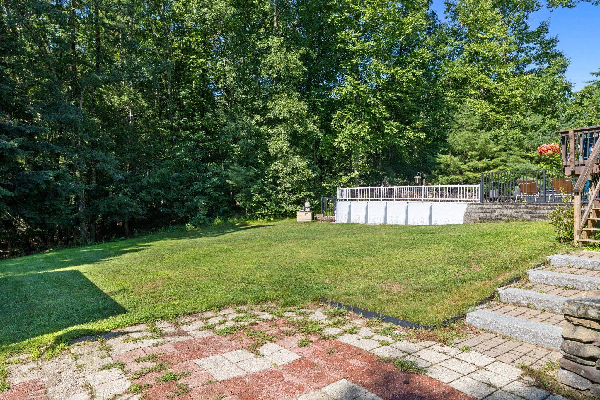 8 Kenwood Drive