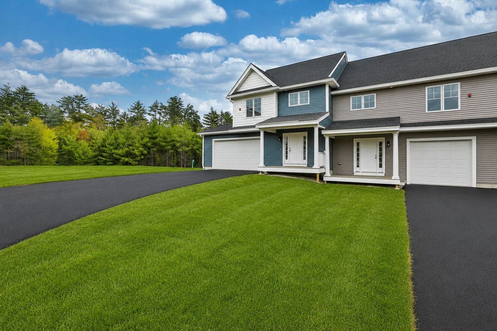 Photo of 62 Crestview Way, Raymond, NH 03077 (MLS # 5107777)