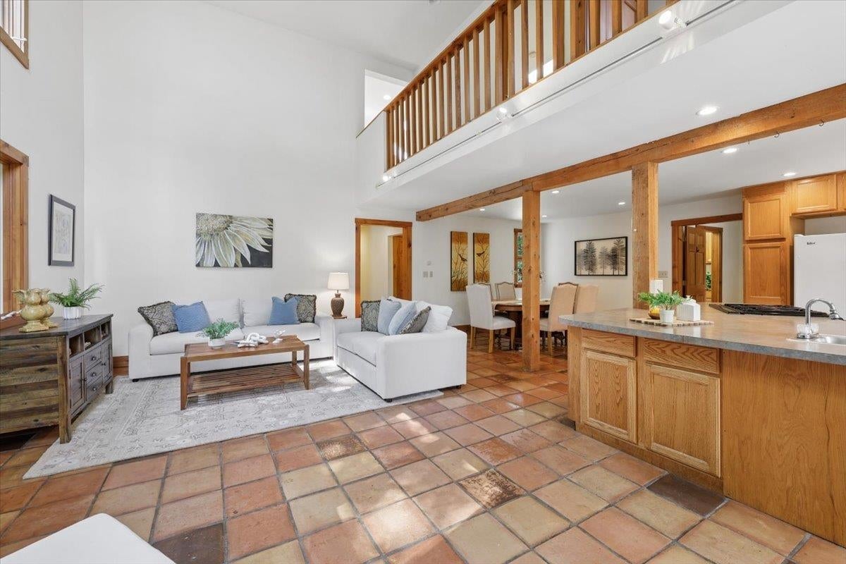 222 Bassett Mill Road