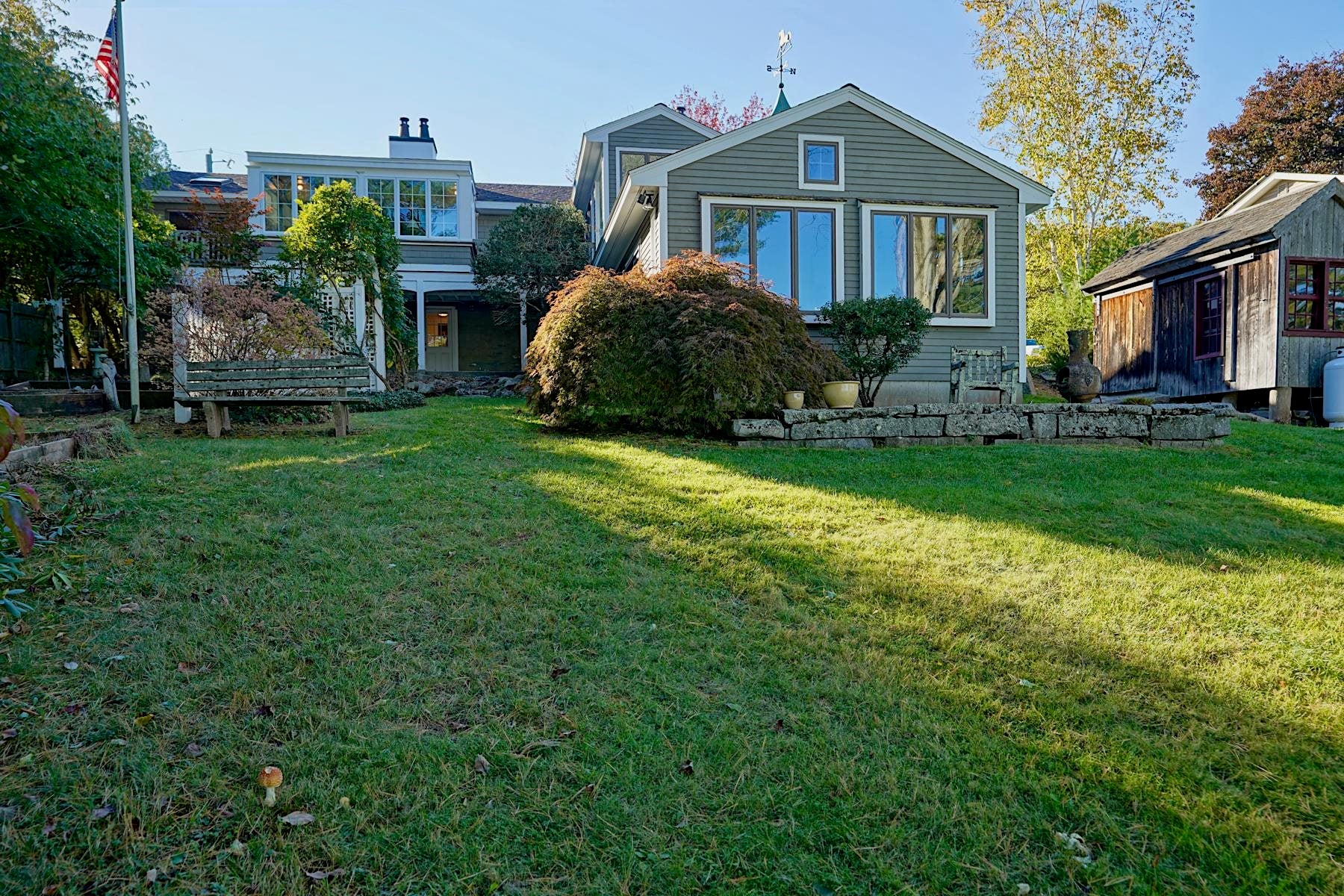 12 Roberts Road