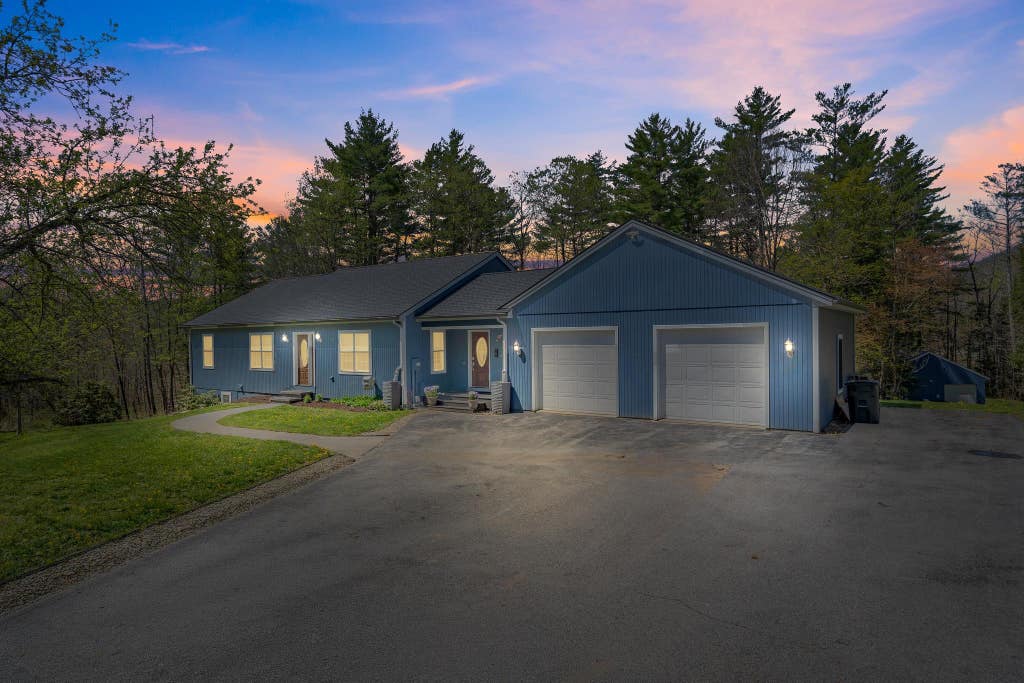 Photo of 991 Route 10 N Highway, Grantham, NH 03753 (MLS # 5102656)