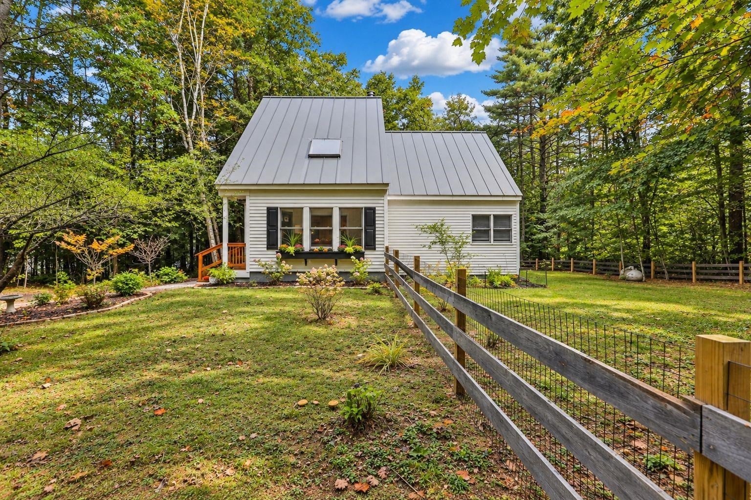 25 Shaw Hill Road