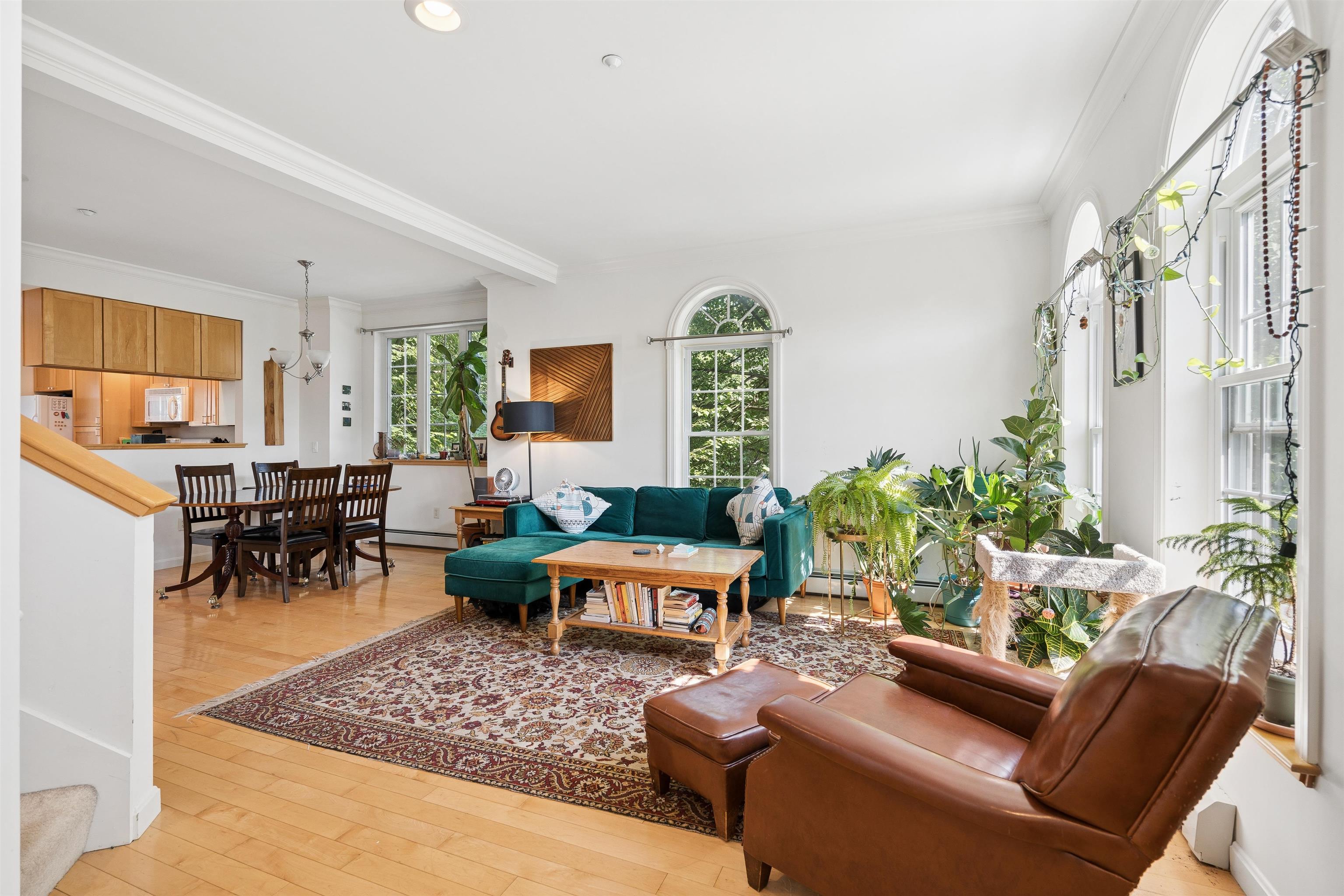 106 Barrister Drive N