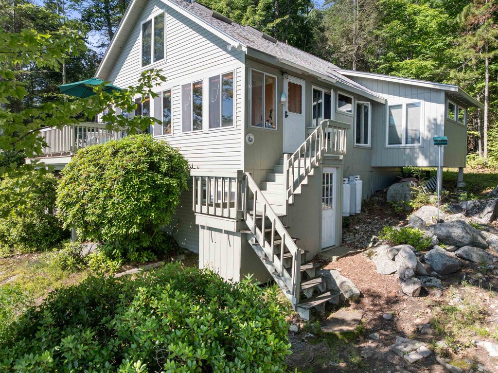 Photo of 14 Lockes Island, Gilford, NH 03249 (MLS # 5098096)