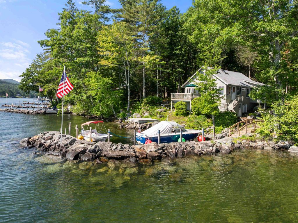 Photo of 14 Lockes Island, Gilford, NH 03249 (MLS # 5098096)