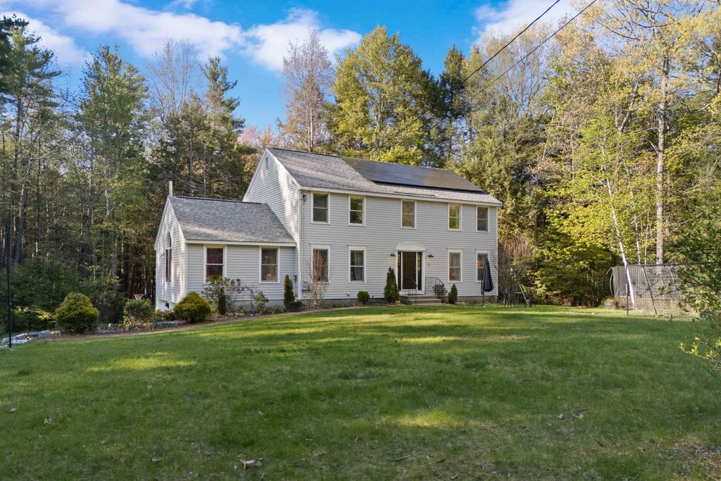 Photo of 2 Wildwood Drive, Brookline, NH 03033 (MLS # 5088860)