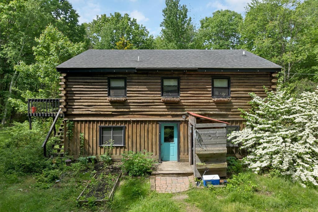 Photo of 107 Orchard Hill Road, Barrington, NH 03825 (MLS # 5093868)