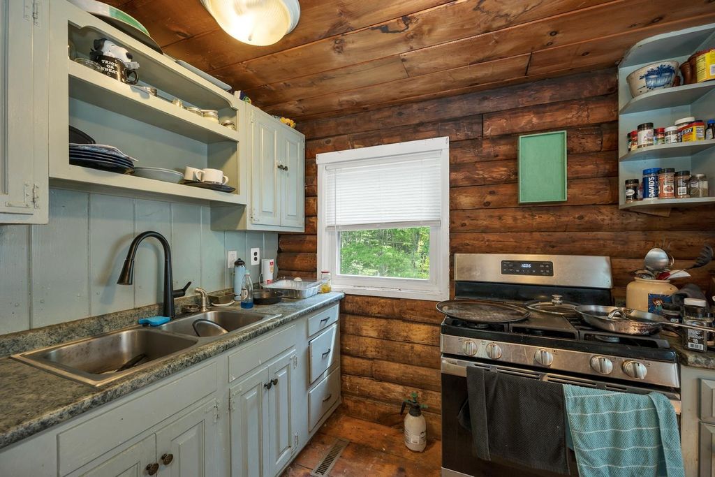 Photo of 107 Orchard Hill Road, Barrington, NH 03825 (MLS # 5093868)