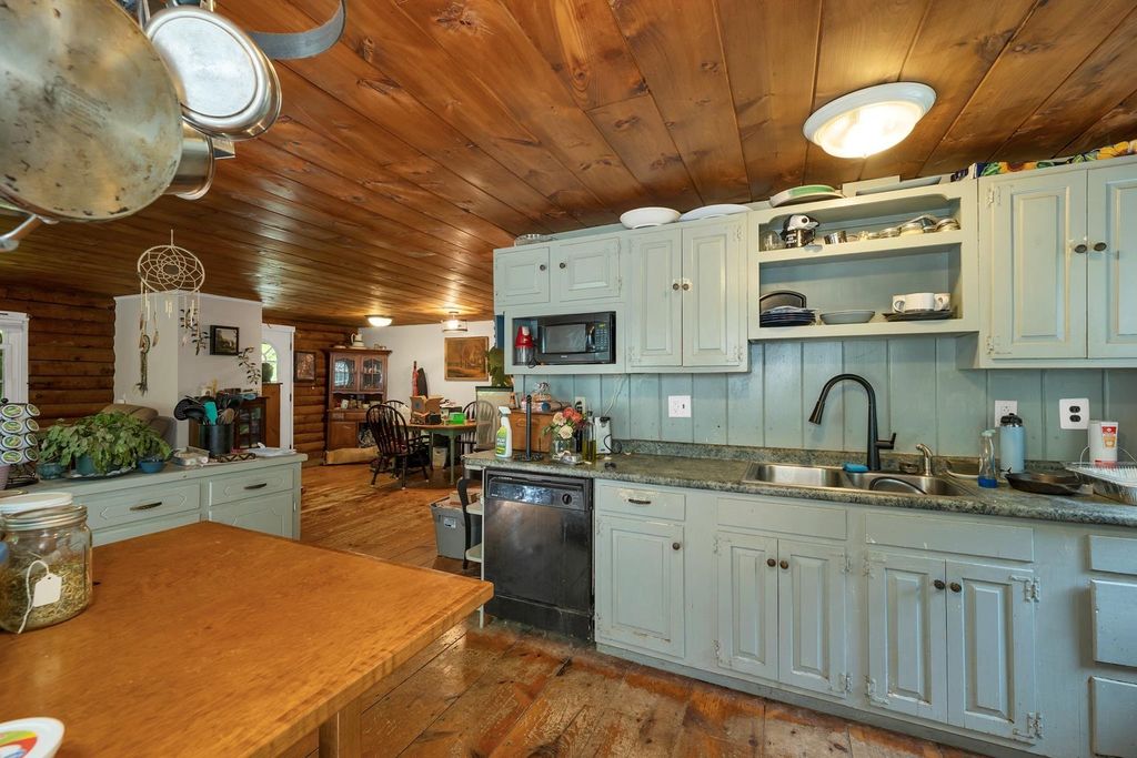 Photo of 107 Orchard Hill Road, Barrington, NH 03825 (MLS # 5093868)