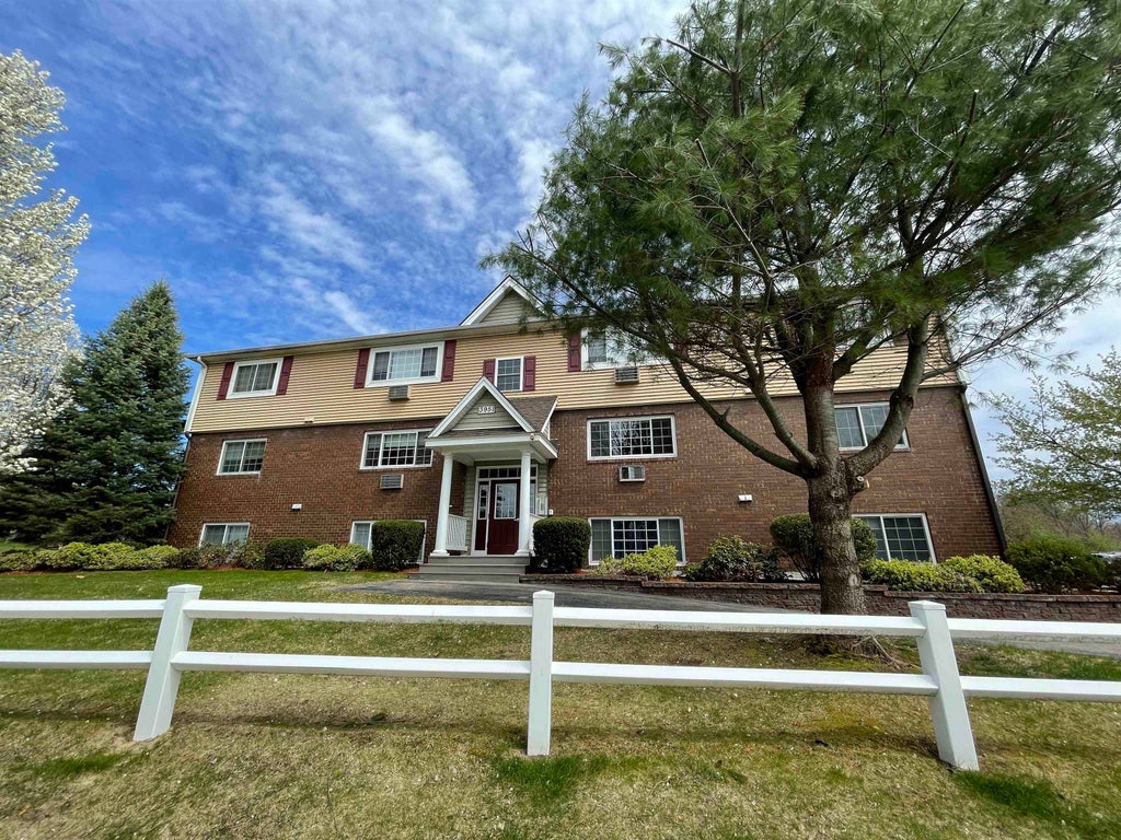 Photo of 3981 Old Brown Avenue #78, Manchester, NH 03013 (MLS # 5109696)