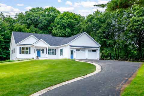 Photo of 2 Elm Street, Westminster, MA 01473 (MLS # 5098871)