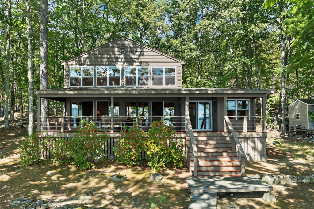 Photo of 548 Rattlesnake Island, Alton, NH 03810 (MLS # 5108459)