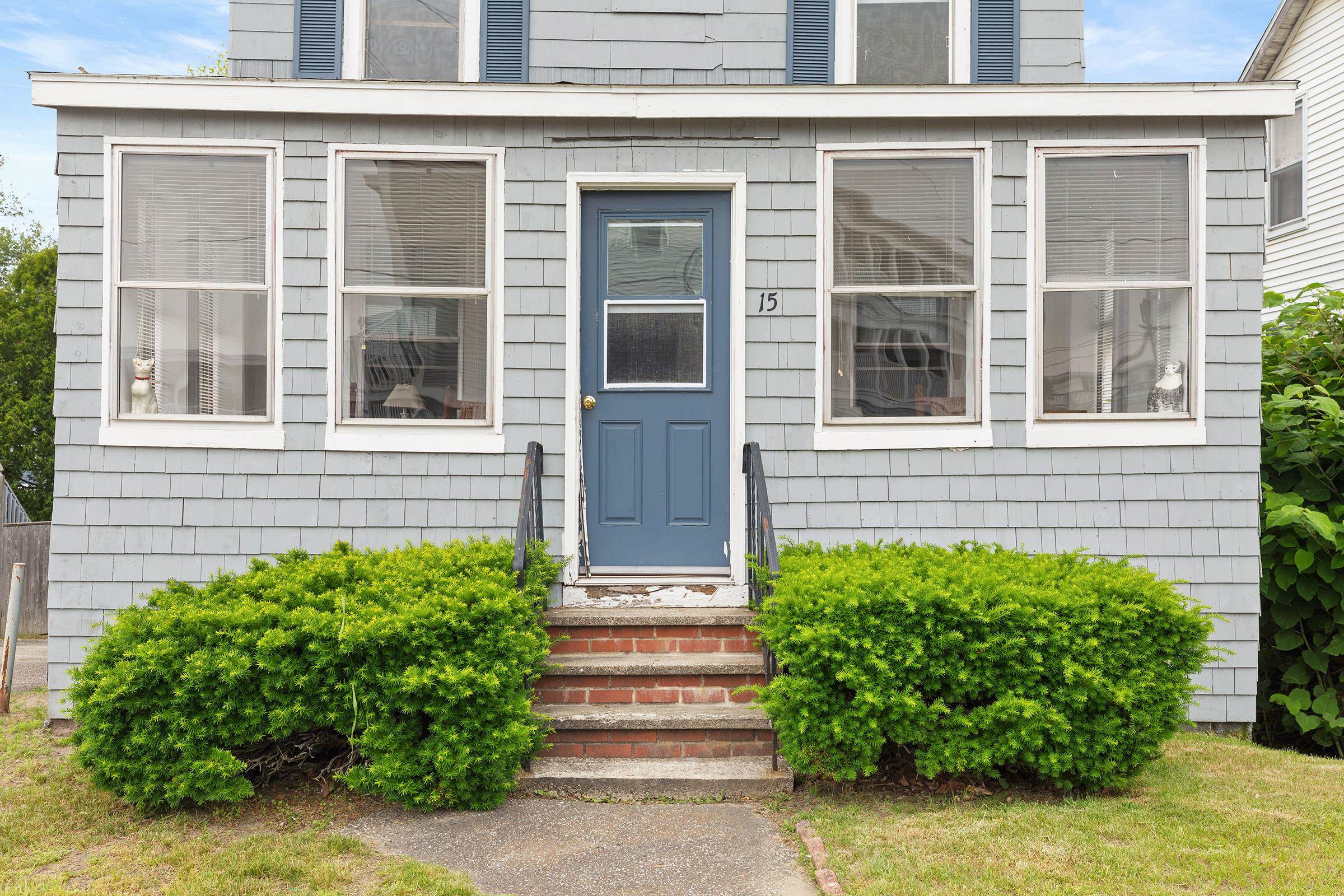 15 Ocean Boulevard