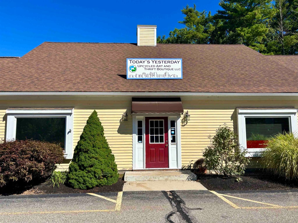 Photo of 294 State Route 101 #Unit 2, Amherst, NH 03031 (MLS # 5109689)
