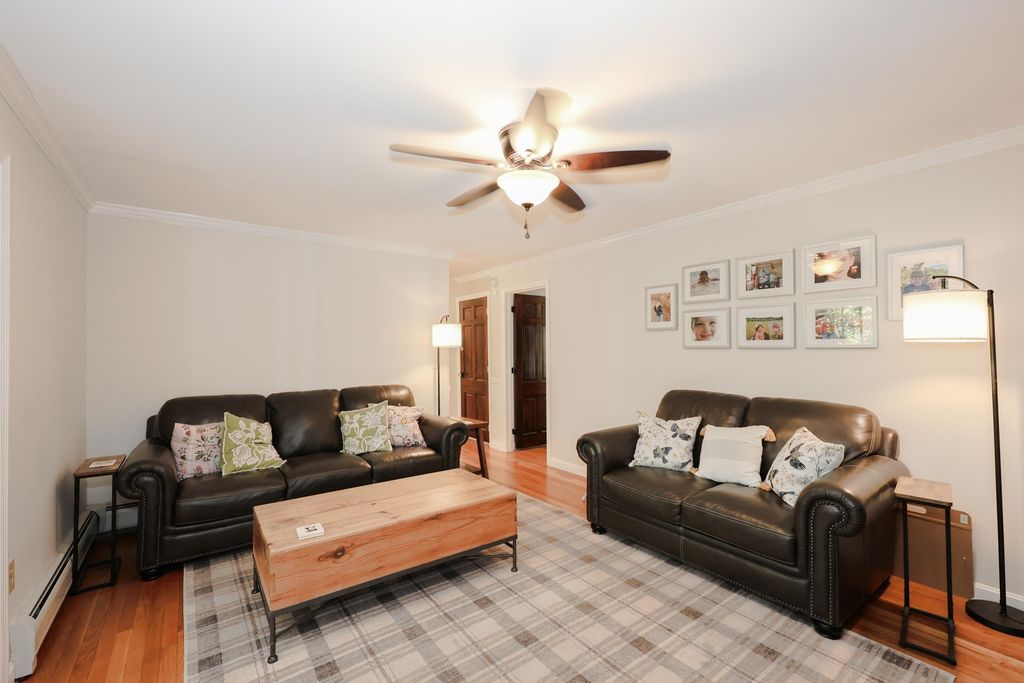 Photo of 344 Coral Avenue, Manchester, NH 03104 (MLS # 5090938)