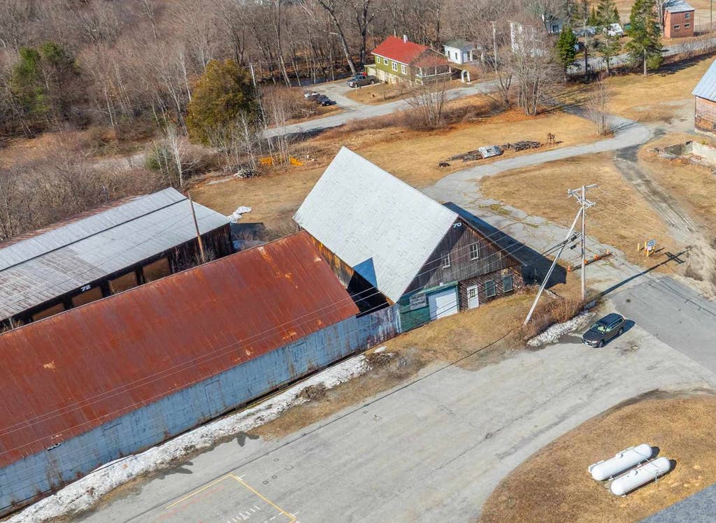 Photo of 70 Pearl Street, Newport, NH 03773 (MLS # 5105759)