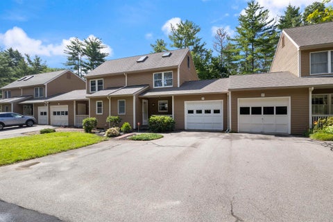 Photo of 8 Swaan Drive, Lee, NH 03861 (MLS # 5105113)
