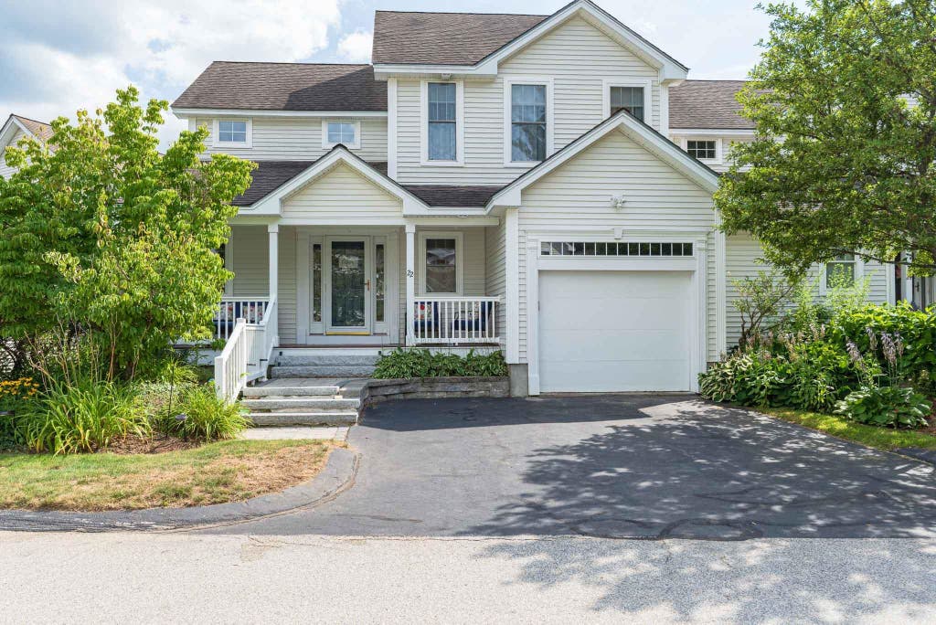 Photo of 22 Eastridge Drive, Peterborough, NH 03458 (MLS # 5105847)