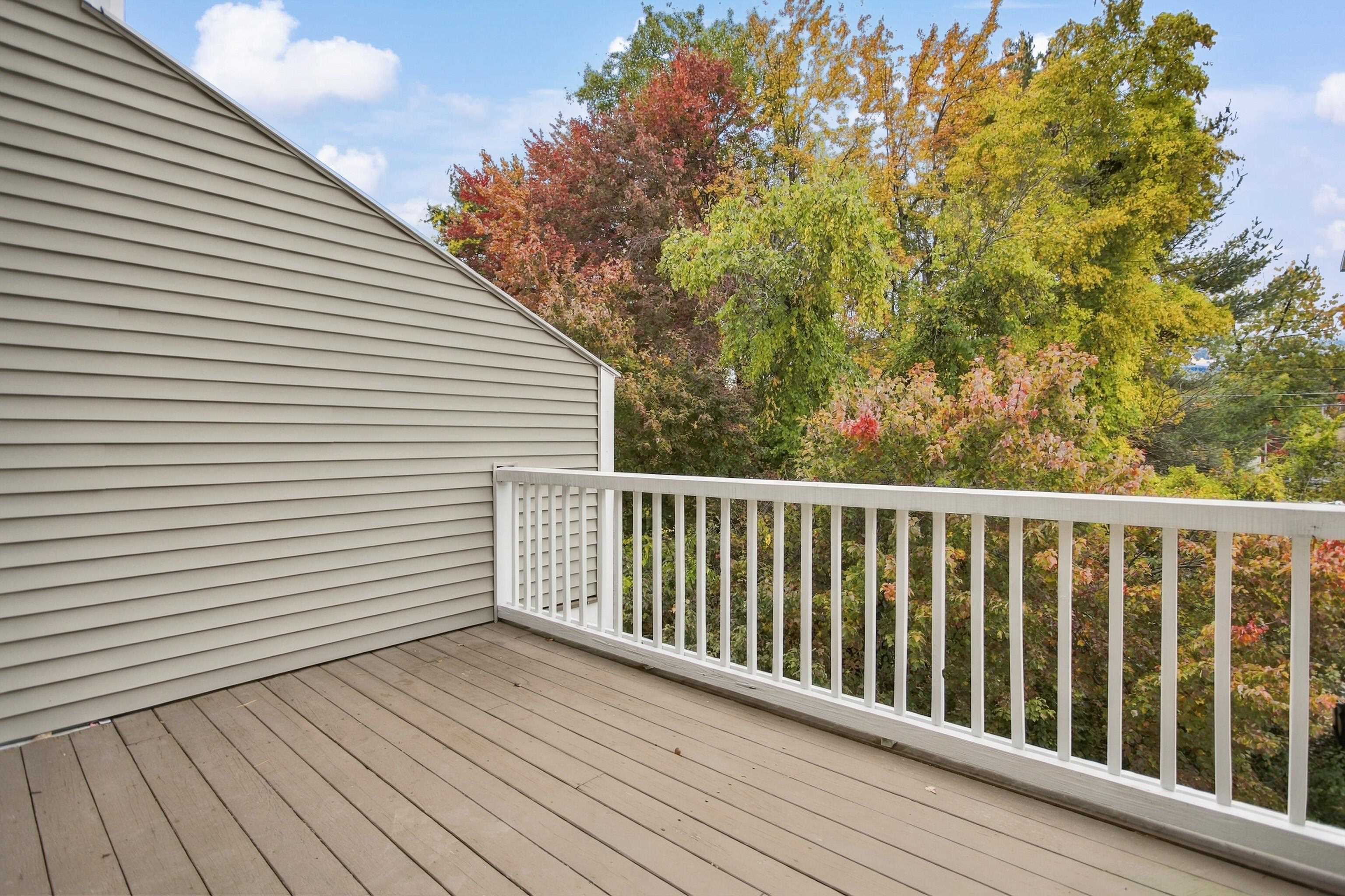 328 Fox Hollow Way 328