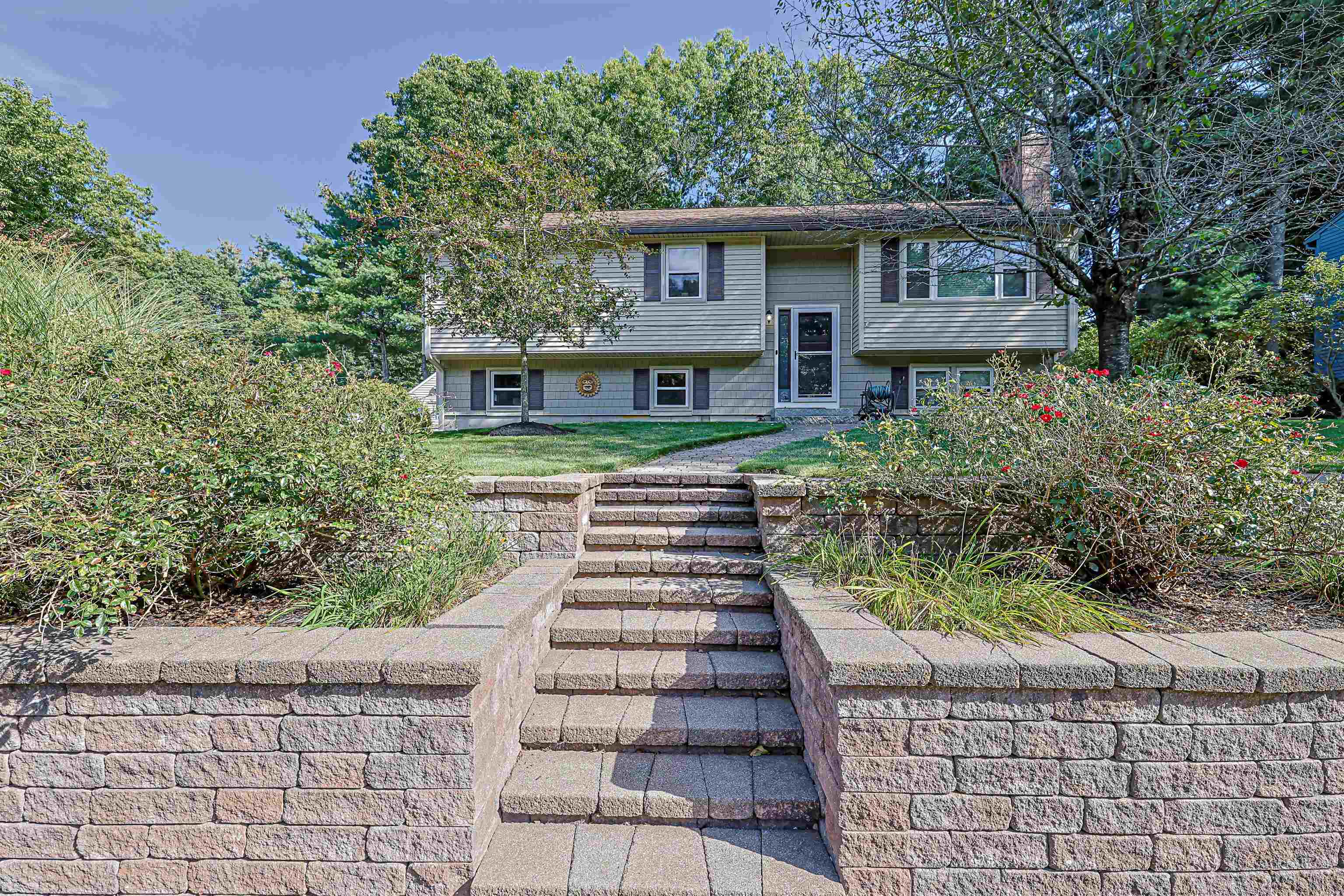 9 Jolori Lane