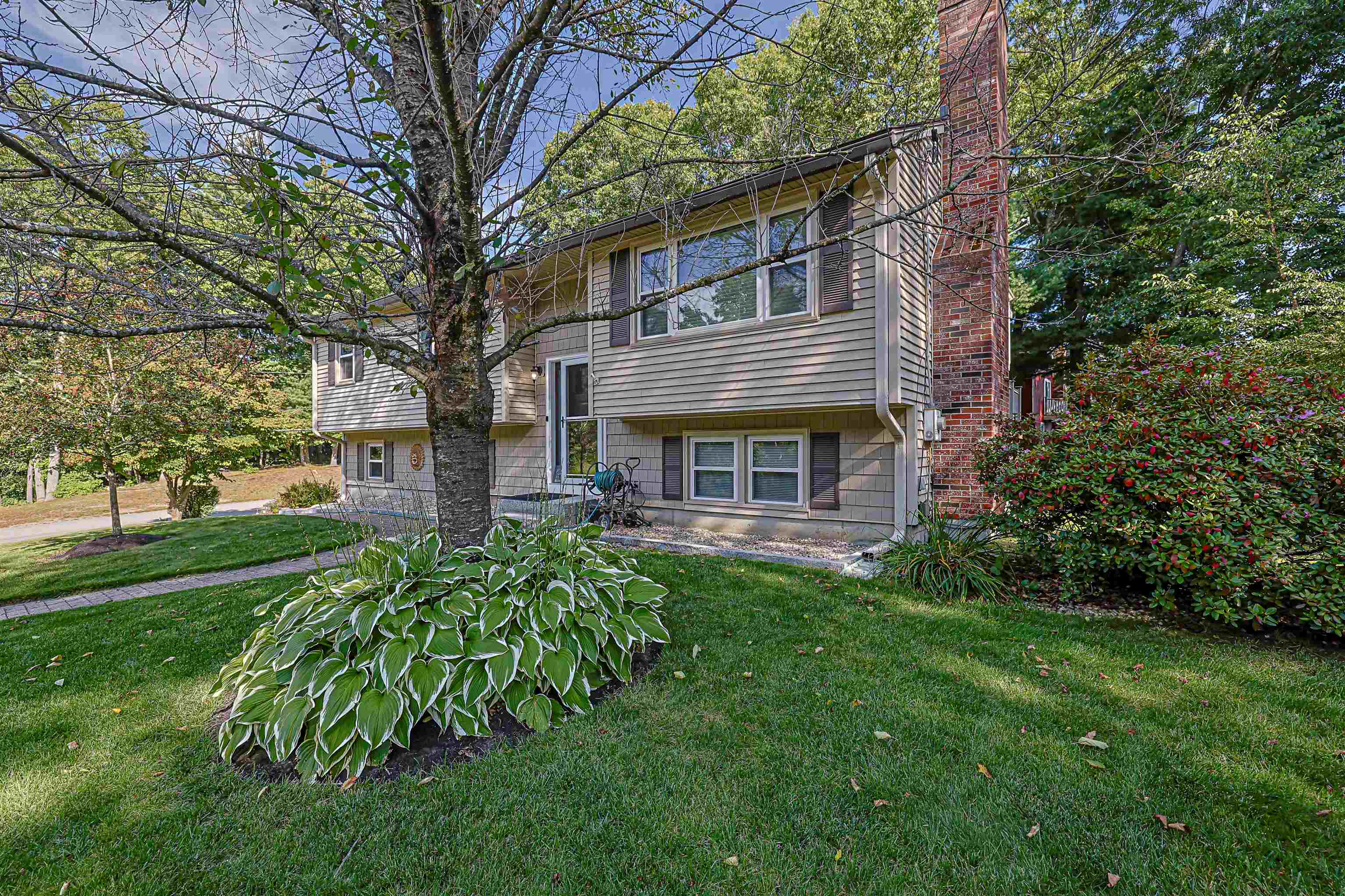 9 Jolori Lane