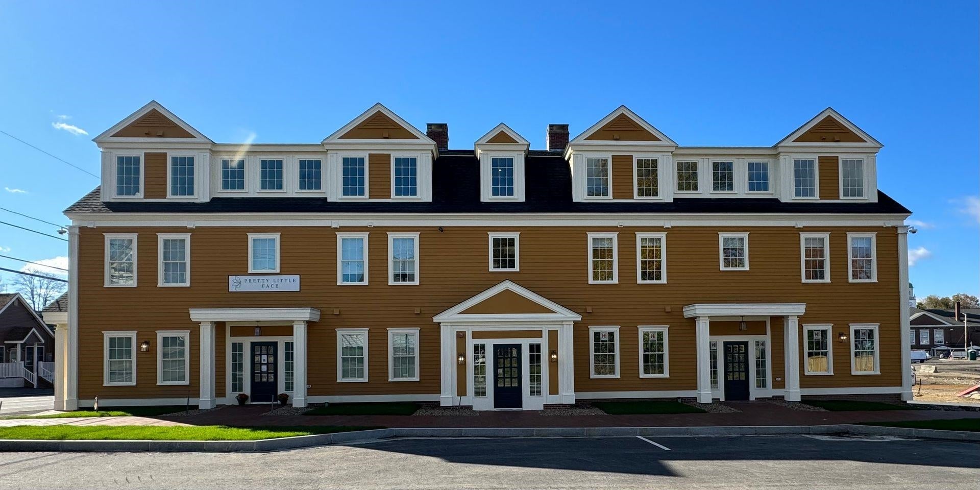 8 Main Street 302