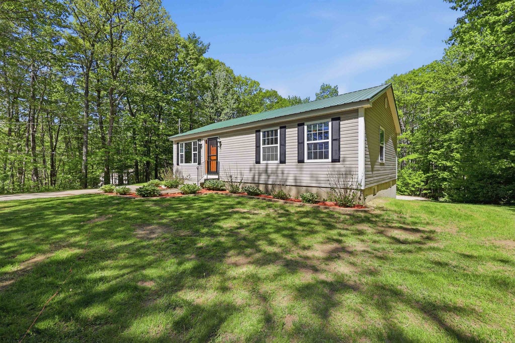 Photo of 95 Castle Rock Road, Barrington, NH 03825 (MLS # 5109884)