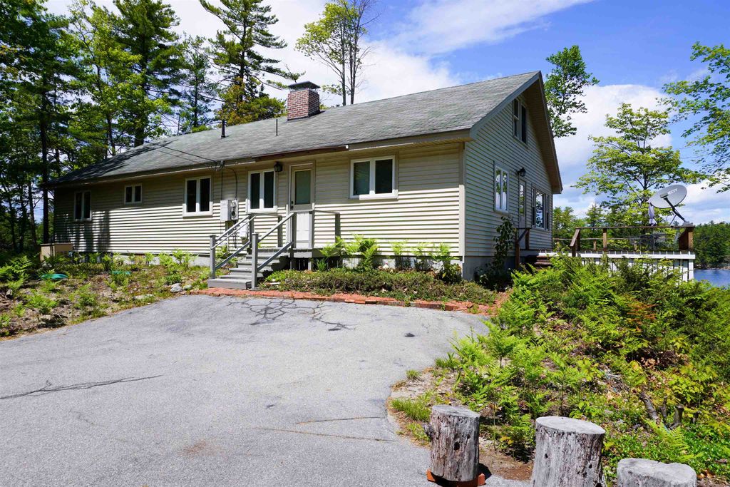 Photo of 244 Pinewood Shores SHRS, Wakefield, NH 03830 (MLS # 5092060)