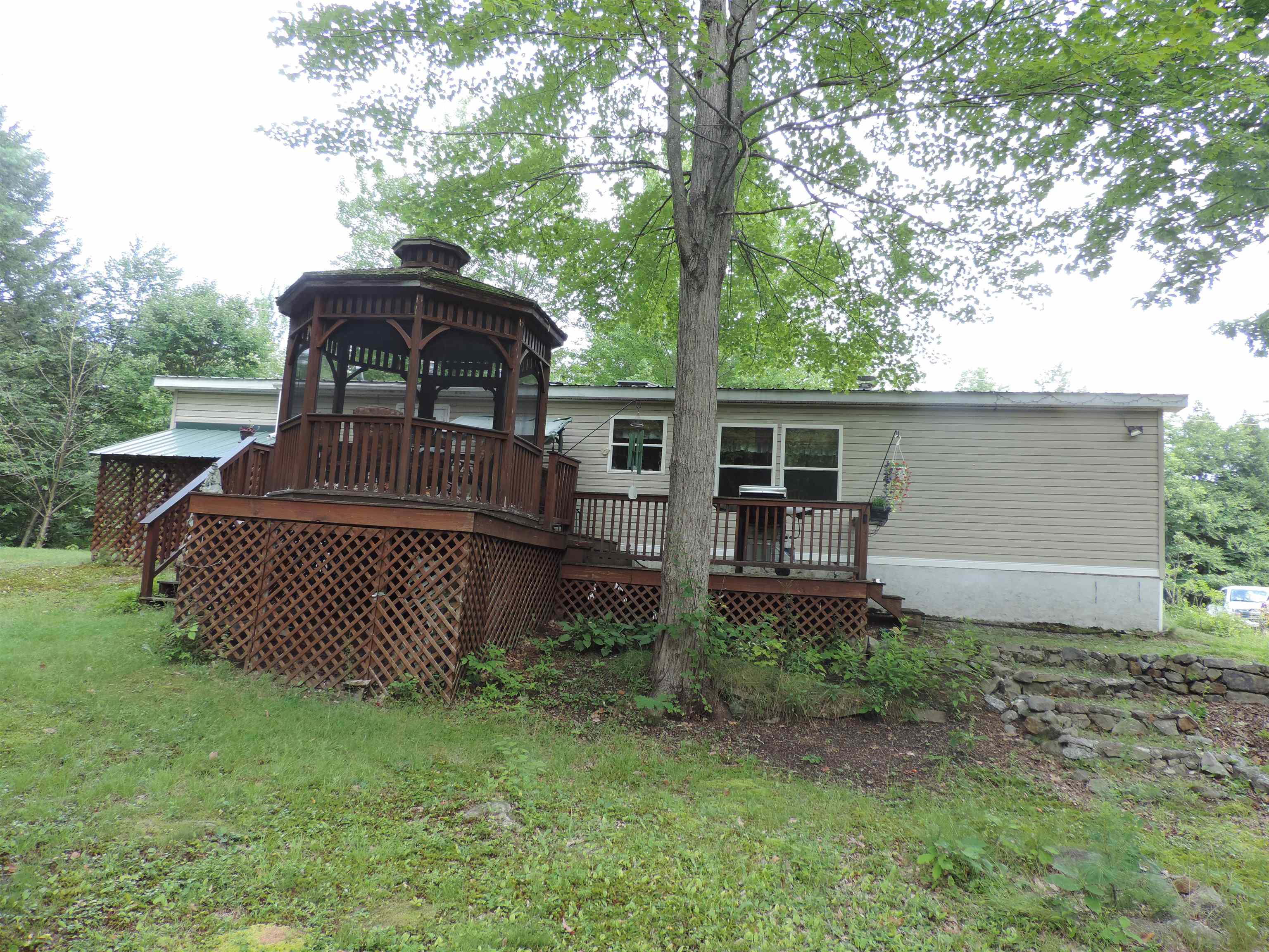 916 Deering Center Road
