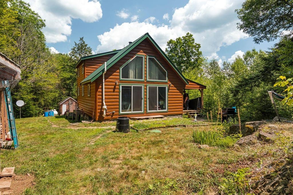 Photo of 1271 Main Street, Grafton, NH 03240 (MLS # 5102558)