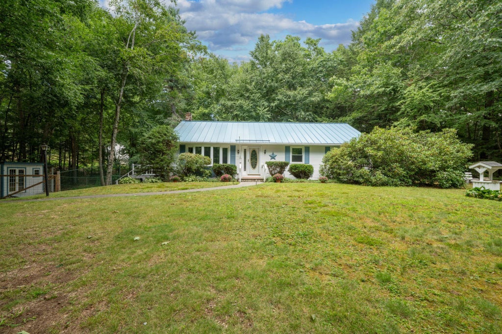 Photo of 7 Danforth Road, Rindge, NH 03461 (MLS # 5106765)