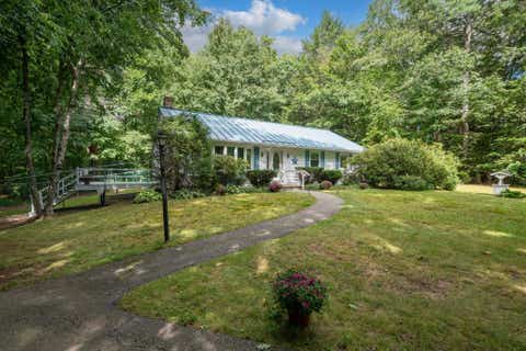 Photo of 7 Danforth Road, Rindge, NH 03461 (MLS # 5106765)