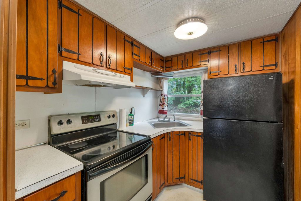 Photo of 1088 Ten Rod Road, Farmington, NH 03835 (MLS # 5093648)