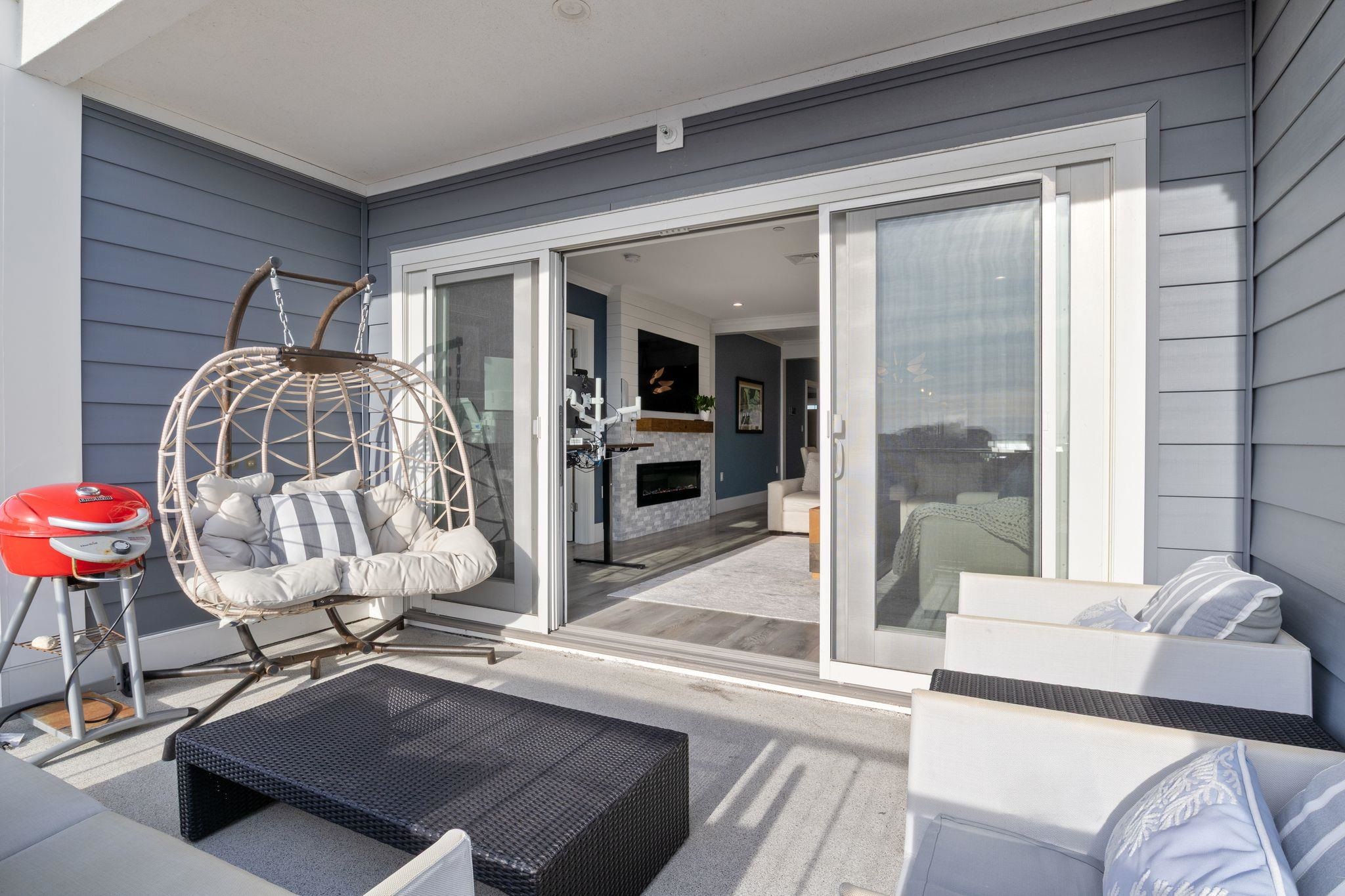 535 Ocean Boulevard 403
