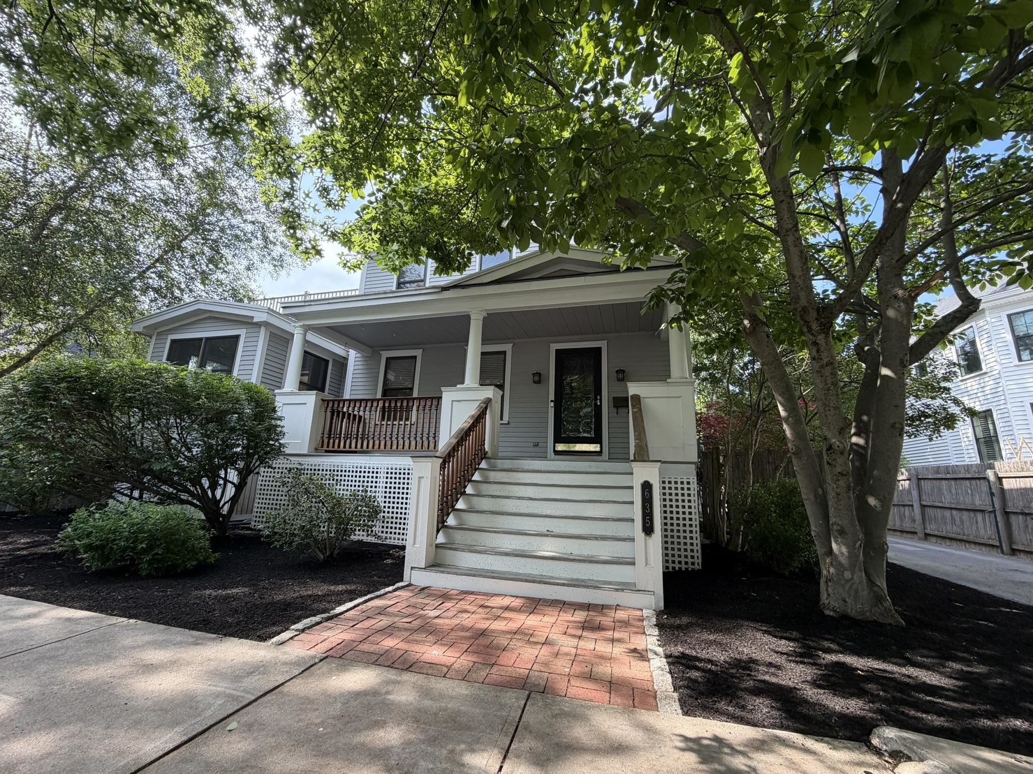 635 LINCOLN Avenue